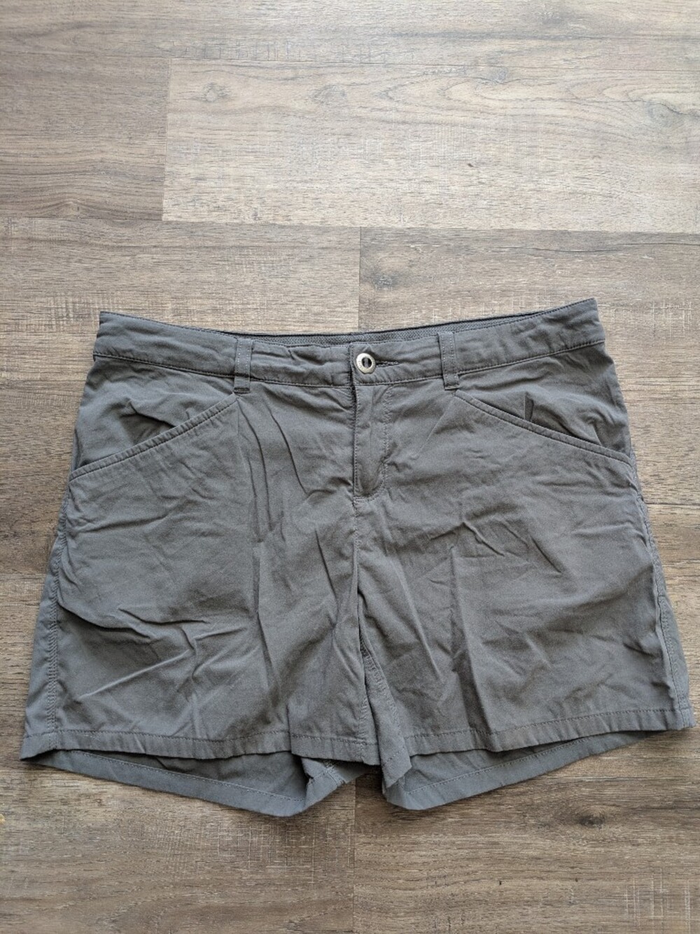 Patagonia Women's Gray Outdoor Hiking Shorts Sz 6